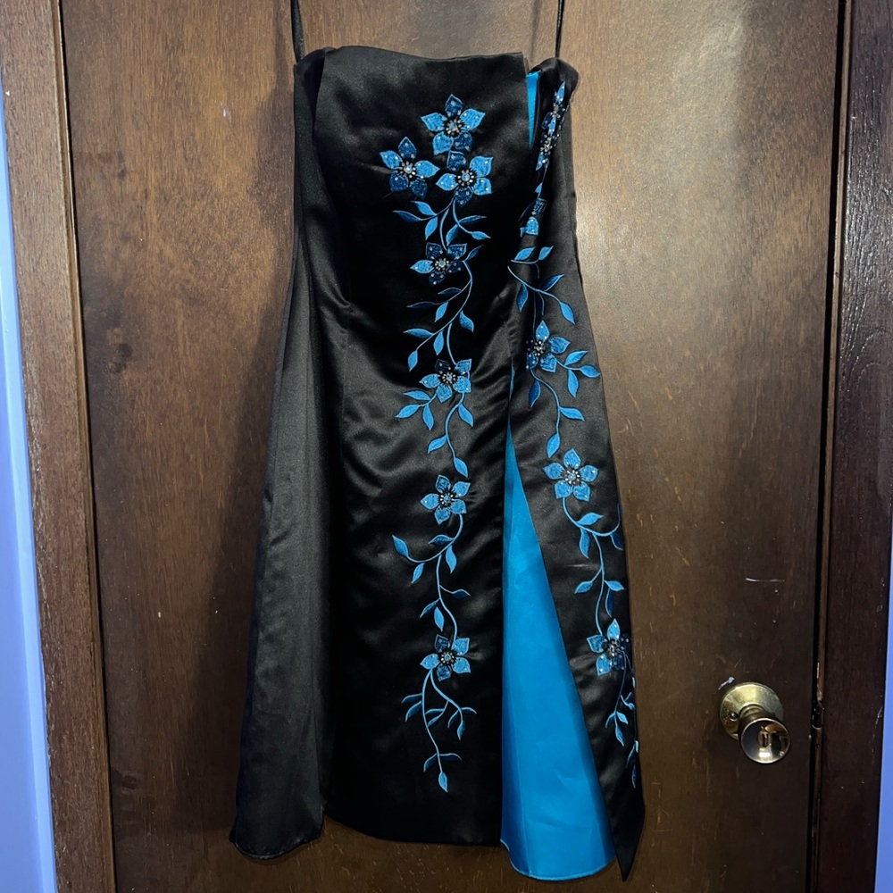 Morgan & Co. Black and Blue Asymmetrical Strapless Dress